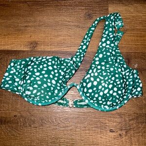 NWOT Shein Green Bikini Top